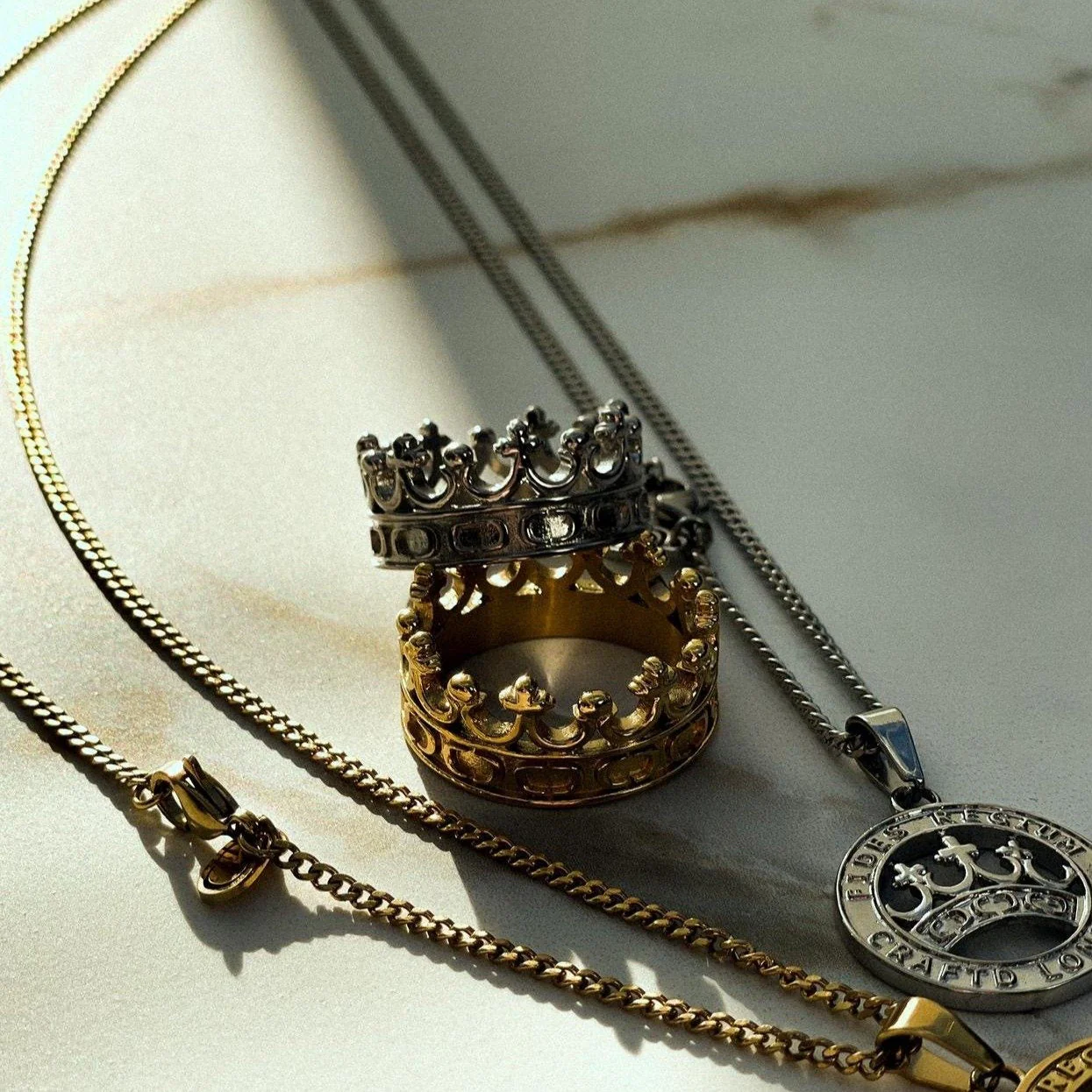 Crown Ring (Gold) - Image 4