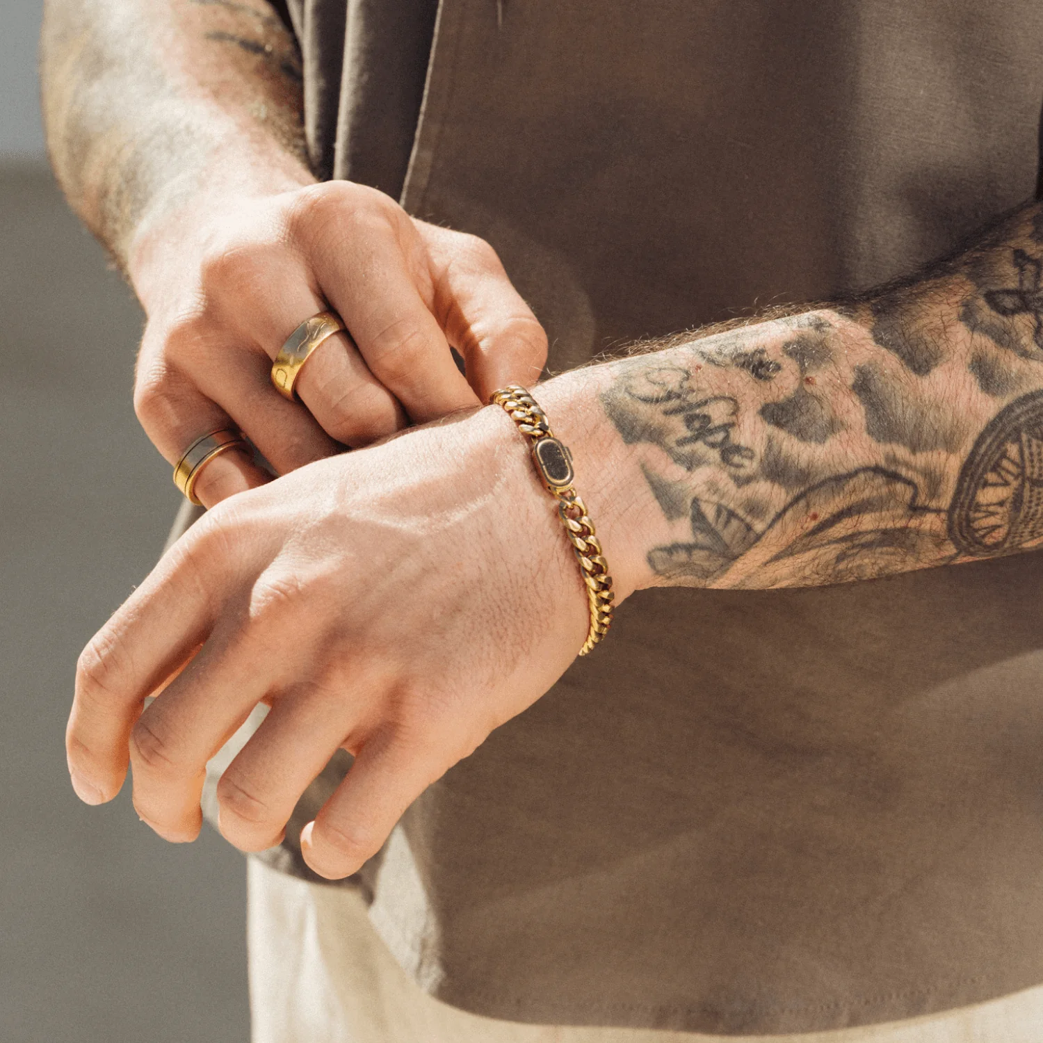 Cuban Bracelet (Gold) 8mm - Image 7